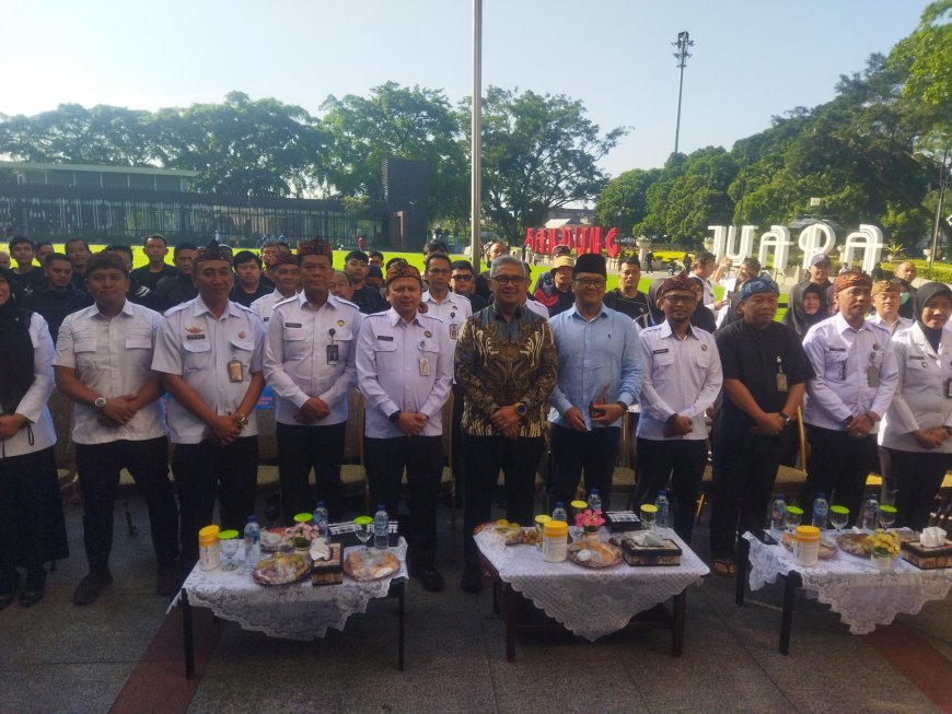 Walikota Bandung Hadiri Aksi Sosial Gerakan Nasional Pemasyarakatan Klien Balai Pemasyarakatan Peduli 2025