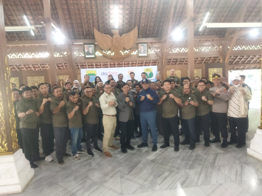 H. Sigit Iskandar Resmi Nahkodai PBSI Kota Bandung, Targetkan 2 Emas di Porprov Jabar