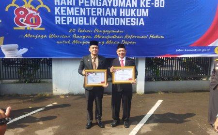 Paguyuban Lurah se-Kota Bandung Raih Piagam Penghargaan Mitra Kerja dari Kemenkum RI