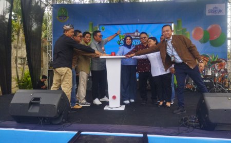 DISKUK Jabar Gelar Sajajar 2025, Meriahkan Hari UMKM Nasional dengan Kuliner Khas Sunda