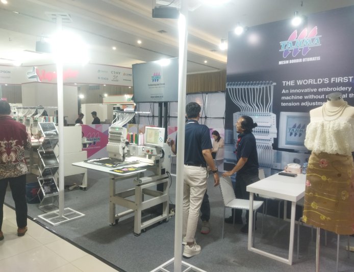 TAJIMA Hadir di IAPE 2025 Bandung, Tampilkan Teknologi Bordir Otomatis Terbaru